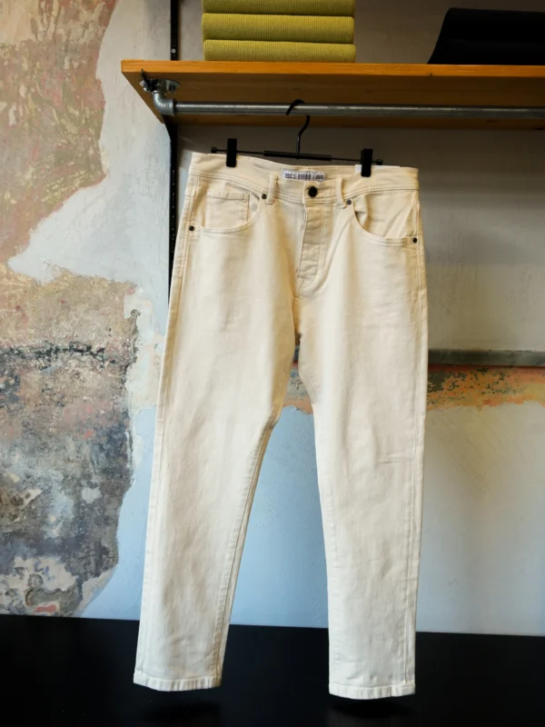 JEANS BEIGE